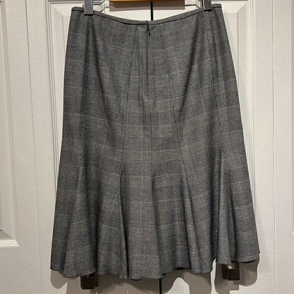 Nine West Black/Grey/White Plaid Trumpet A-Line Skirt Size 4 - Picture 6 of 11